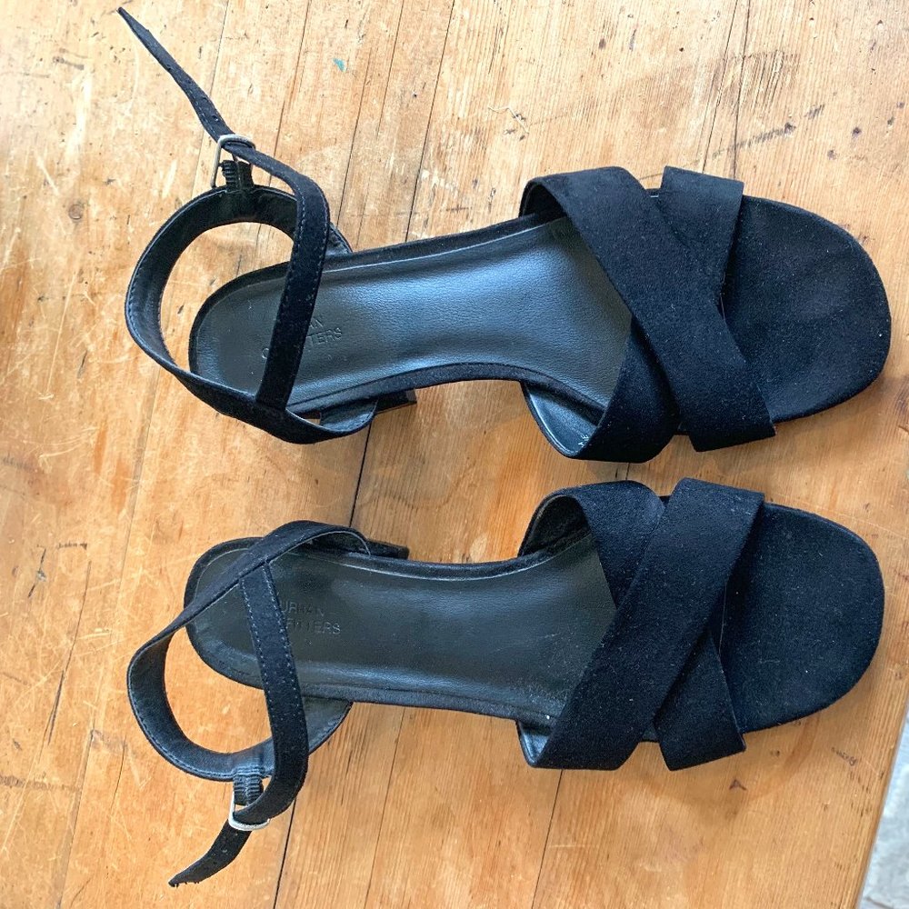 Urban Outfitters Black Suede Sandal Heels Size 7